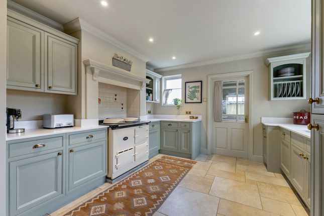 Hillside, Cirencester Road, Minchinhampton photo 4