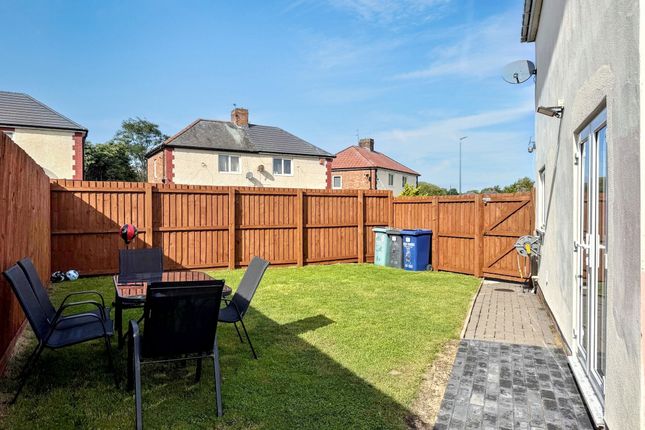 40, Etal Crescent, Jarrow photo 4