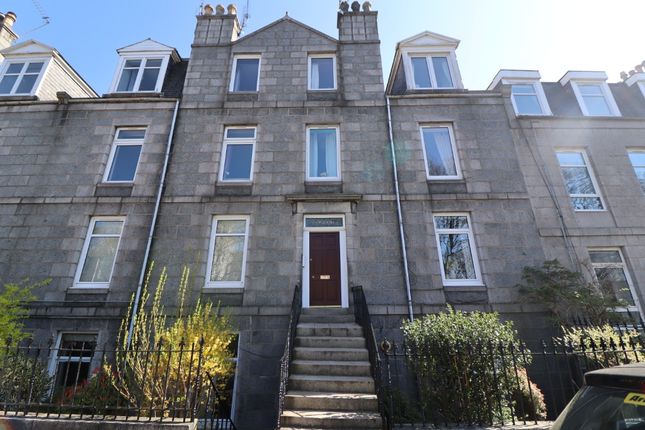 Thumbnail Flat to rent in Esslemont Avenue, Aberdeen