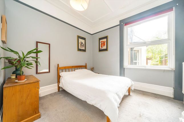 Ground Floor Flat, 13, Maldon Road, London photo 4