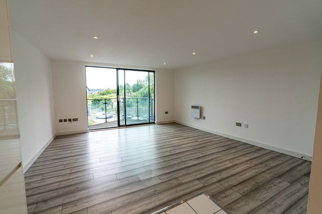 Flat 12, The Eye, Chatham photo 2