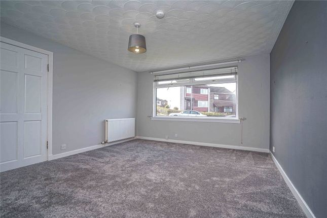 Detached house to rent in 35 Foxbar Crescent, Paisley, Renfrewshire