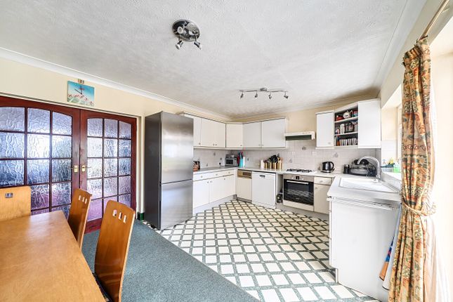 121, Radstock Road, Southampton photo 4