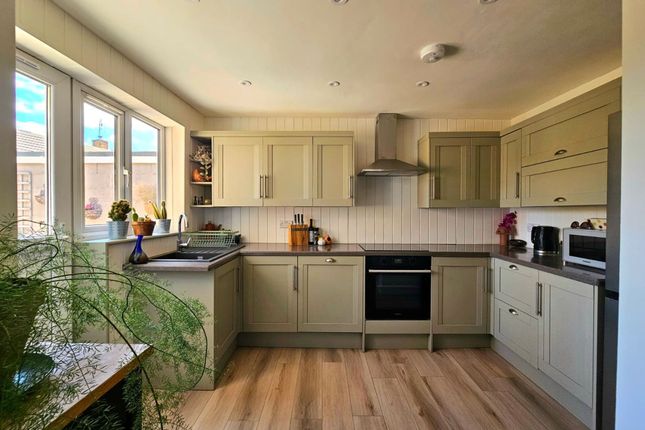 14 Colerne Drive, Gloucester photo 3