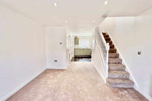 94b, High Street, Brierley Hill photo 2