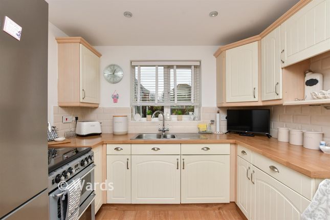 5, Petrel Close, Herne Bay photo 4