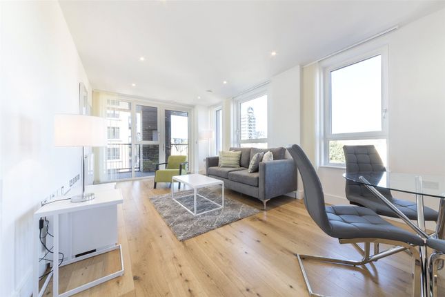 Flat for sale in 2 Aurora Point, Plough Way, Surrey Quays, London