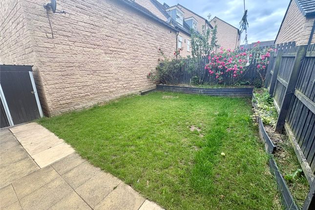 33A,, Norfolk Avenue, West Yorkshire photo 2