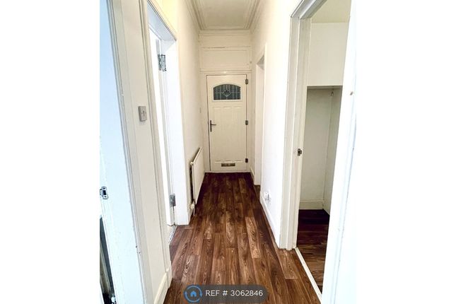 Espedair St, Paisley photo 4