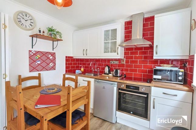 1, Fishcombe Cove Holiday Bungalows, Brixham photo 4