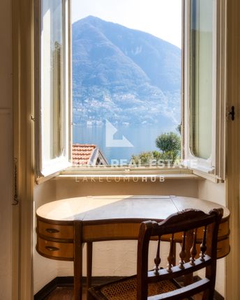 Villa for sale in Via Vecchia Regina 31, Laglio, Como, Lombardy, Italy