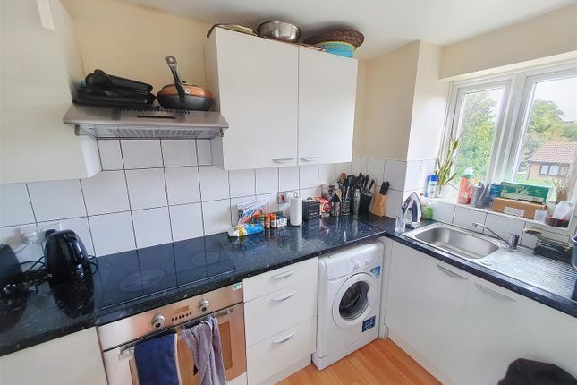 53, Alan Hocken Way, London photo 3