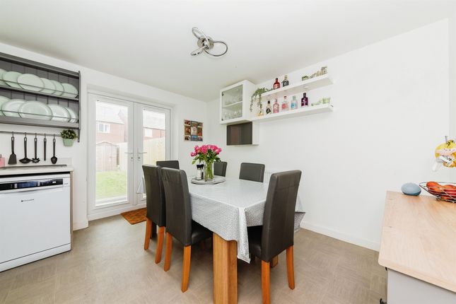 End terrace house for sale in Barn Owl Drive, Rothwell, Kettering