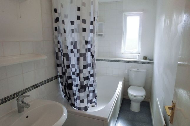 8 Golwg Y Mynydd, Swansea photo 5