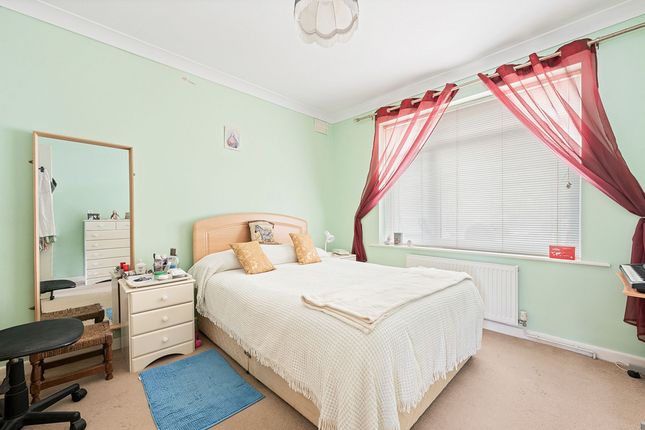 83 Beresford Road, Poole photo 4
