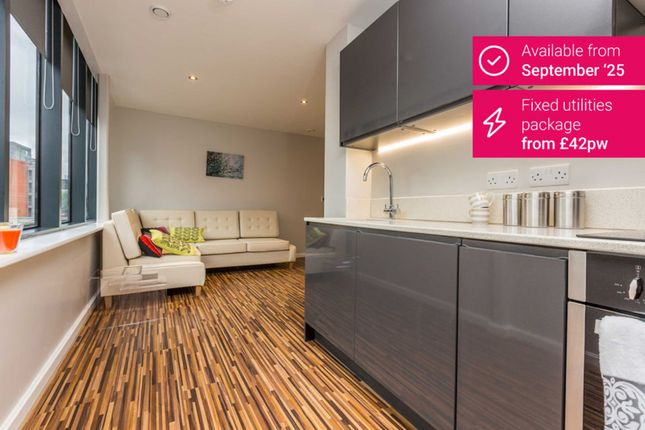 Flat to rent in Princess Street, Manchester