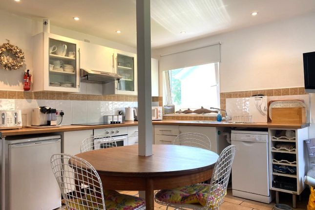 62 Gower Holiday Village, Monksland Road, Swansea photo 4