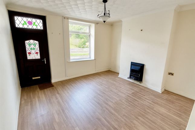 186 Low Leighton Road, High Peak photo 2