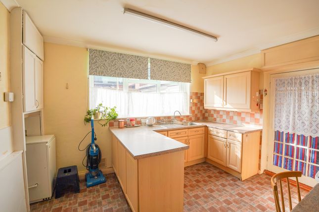 Willowby, Main Street  Retford Nottinghamshire, North Leverton photo 4