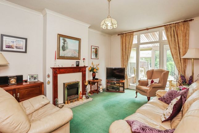 48, Wyngate Drive, Leicestershire photo 2