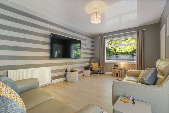 92, Drakemire Drive, Glasgow photo 4