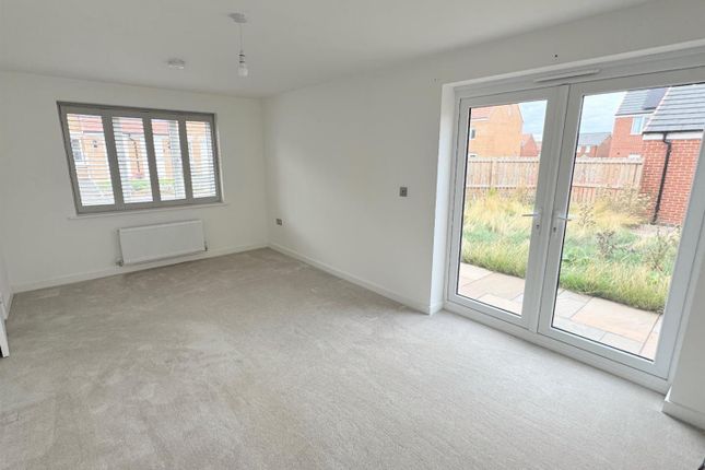 21, Carson Place, Middlesbrough photo 4