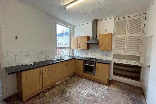 39, Fairhurst Street, Leigh photo 3