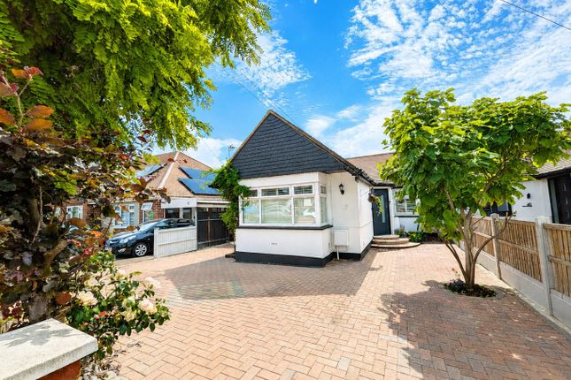 2-bed semi-detached on 47 Burlington Gardens, Hadleigh, Essex, £525,000