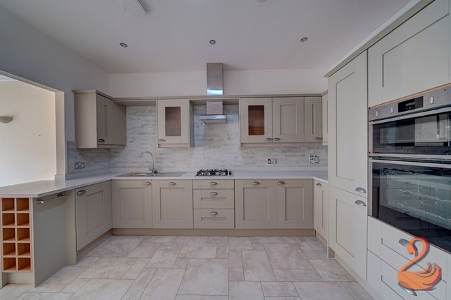 Flat 6, River Views, High Street, Bidford-on-Avon photo 2