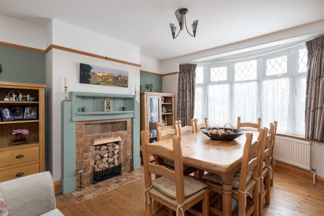 Detached house for sale in Southcourt Avenue, Leighton Buzzard