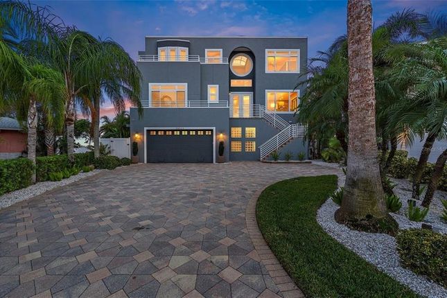 Property for sale in 16004 5th Street E, Redington Beach, Florida, 33708, United States Of America