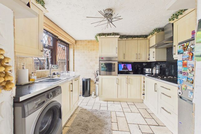 51 Bradley Close, Chester Le Street photo 3