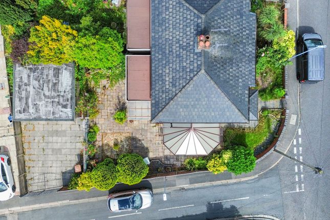 13 Dinorben Avenue, St. Helens photo 2