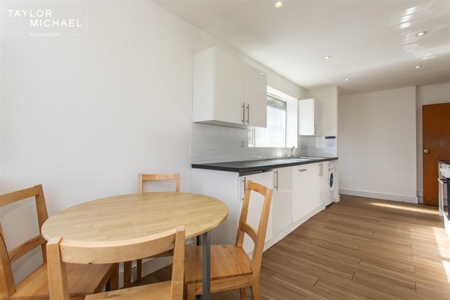 Wolverstone Drive, Brighton photo 4