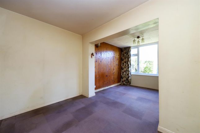 33, Keats Way, West Drayton photo 3