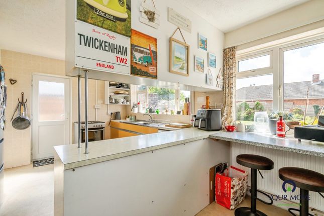 431, Chichester Road, West Sussex photo 4