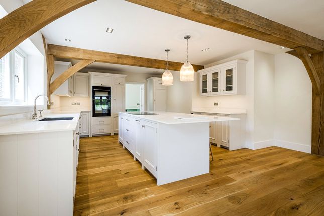 Oak Lodge,, Dorking Road, Guildford photo 4