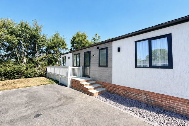 2-bed house on 32, Labour In Vain Road, Sevenoaks, £285,000