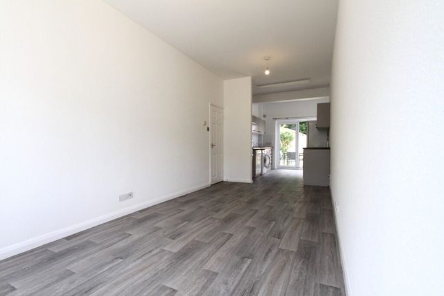 The Annexe, Sunnyside, Twyford Grove, Twyford photo 4