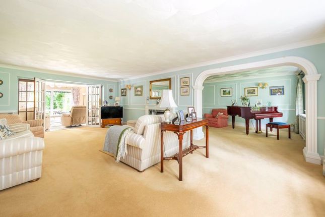 Belmont, Middle Drive, Maresfield Park photo 4