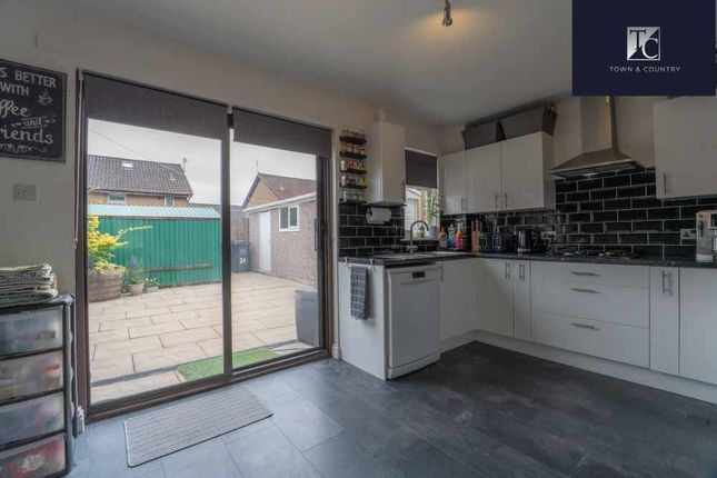 24, Northmuir Road, Drumchapel photo 4