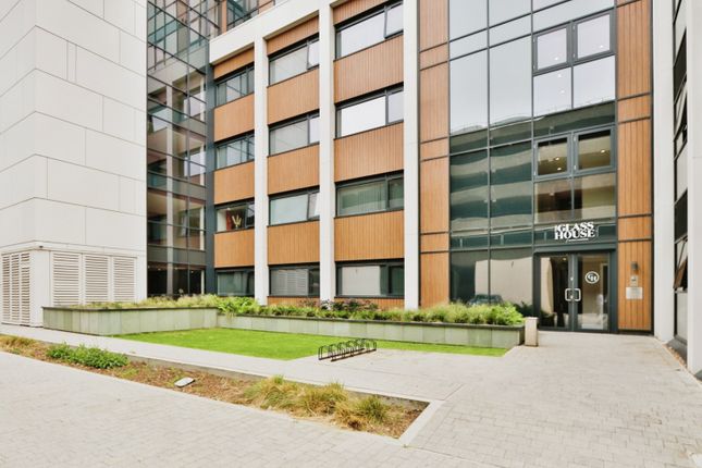 Flat for sale in The Glass House, 75 Queens Dock Avenue, Hull