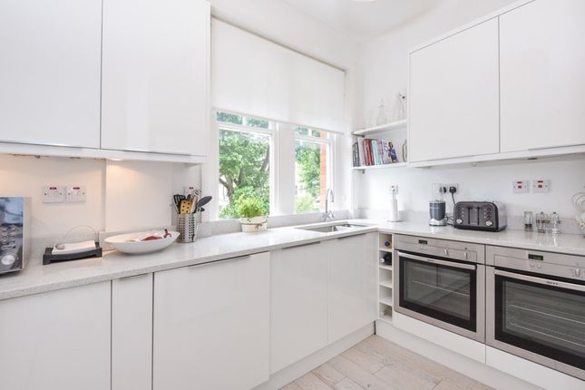 16D, Gwendolen Avenue, London photo 3