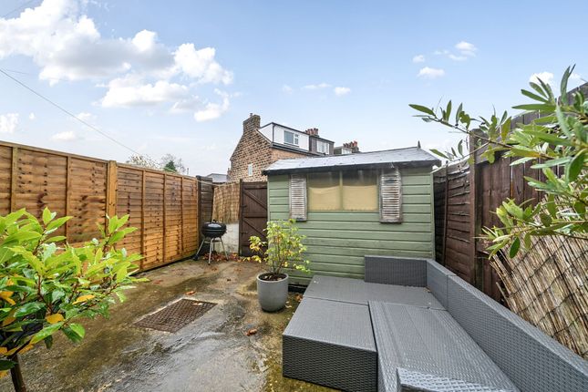 17 Bilton Lane, Harrogate photo 3