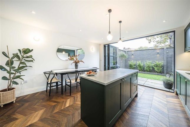Thumbnail Property for sale in Effingham Road, London