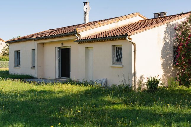 Detached house for sale in Castelnaudary, Languedoc-Roussillon, 11400, France