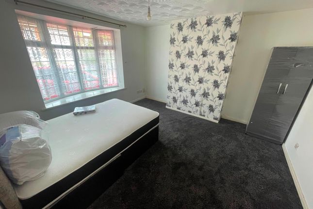 64 Weston Street, Walsall photo 5