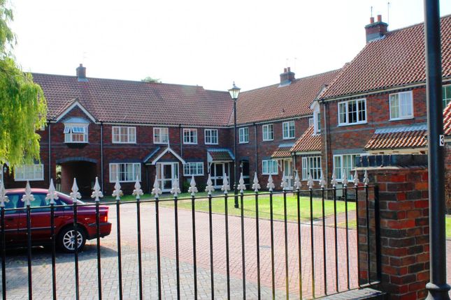 4, Gordon Park, Cottingham photo 5