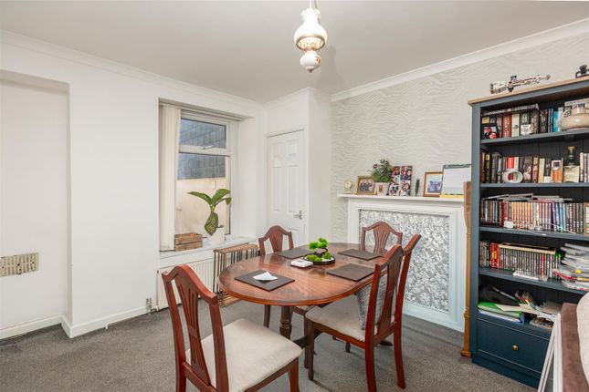 7, Lynn Street, Swansea photo 3