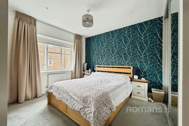 27, Red Cedar Avenue, Hampshire photo 4